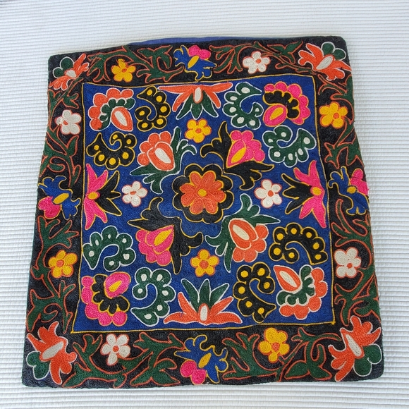 Floral Embroidered Cushion Cover Pillowcase - Picture 1 of 5